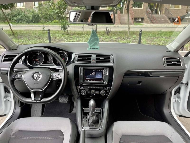 Срочная продажа авто Volkswagen Jetta фото 4