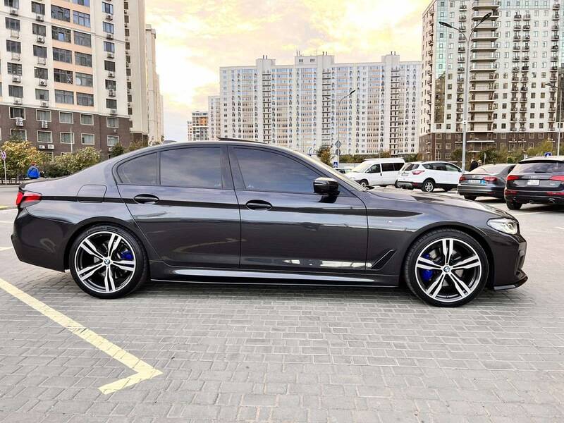 Срочная продажа авто BMW 5-series фото 7