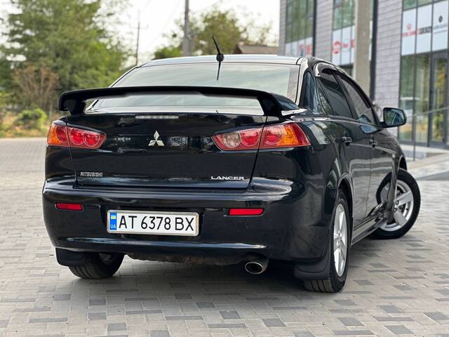 Срочная продажа авто Mitsubishi Lancer фото 5