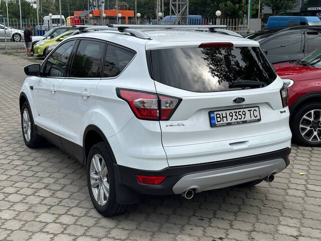 Срочная продажа авто Ford Kuga фото 5