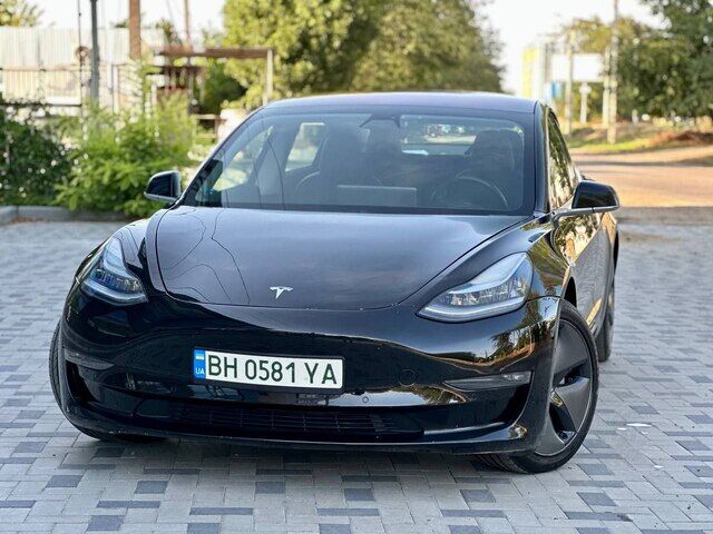 Срочная продажа авто Tesla 3 Long Range Dual  Motor фото 1