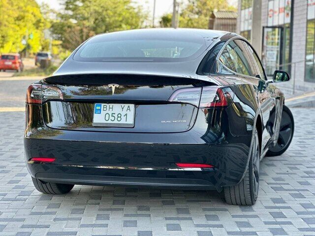 Срочная продажа авто Tesla 3 Long Range Dual  Motor фото 5