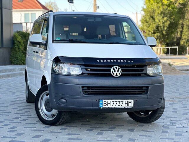 Срочная продажа авто Volkswagen Transporter фото 7