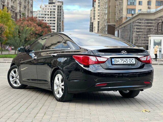 Срочная продажа авто Hyundai Sonata фото 7