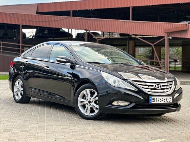 Срочная продажа авто Hyundai Sonata фото 6