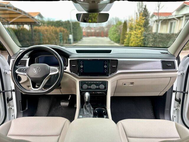 Срочная продажа авто Volkswagen Atlas фото 4