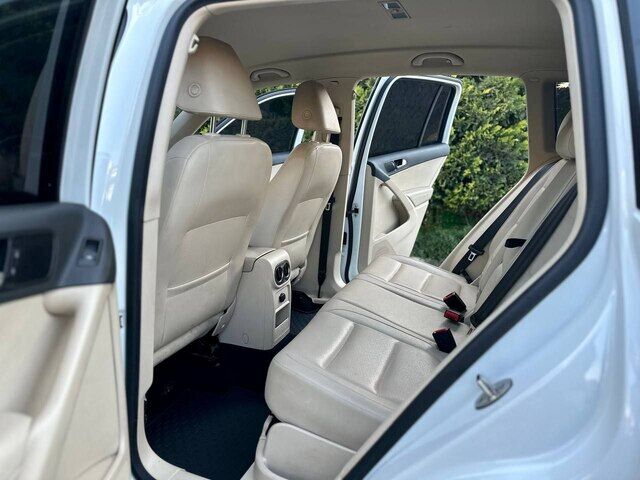 Срочная продажа авто Volkswagen Tiguan фото 5