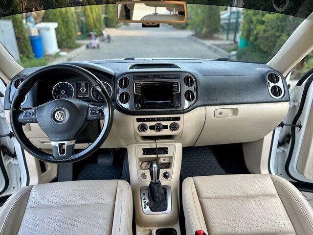 Срочная продажа авто Volkswagen Tiguan фото 3