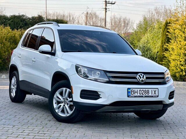 Срочная продажа авто Volkswagen Tiguan фото 2