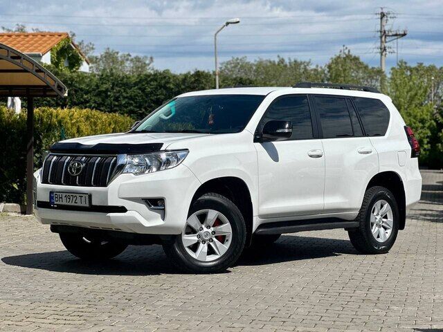 Срочная продажа авто Toyota Land Cruiser Prado фото 6