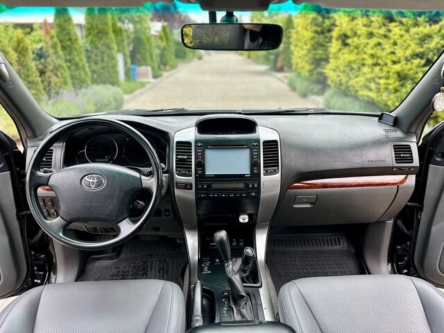Срочная продажа авто Toyota Land Cruiser Prado фото 5