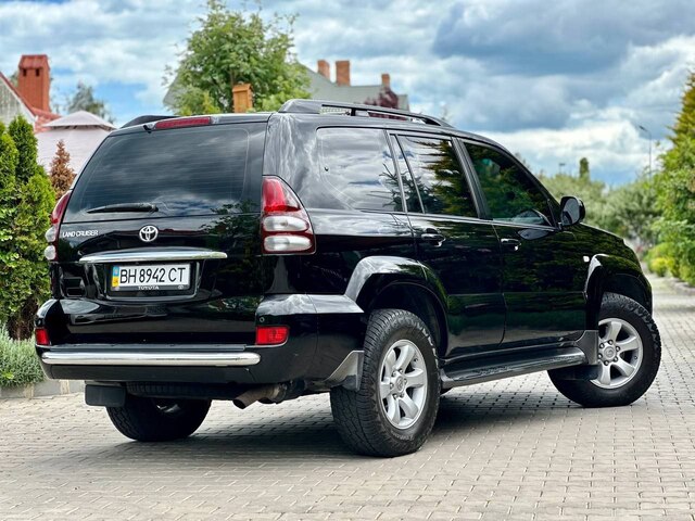Срочная продажа авто Toyota Land Cruiser Prado фото 3