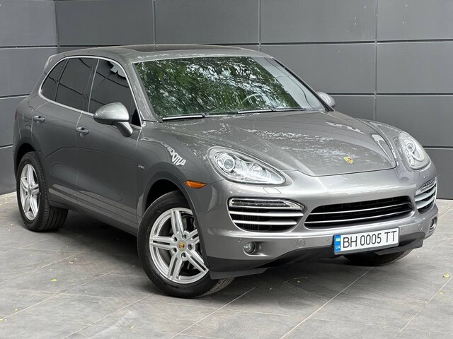 Срочная продажа авто Porsche Cayenne фото 6