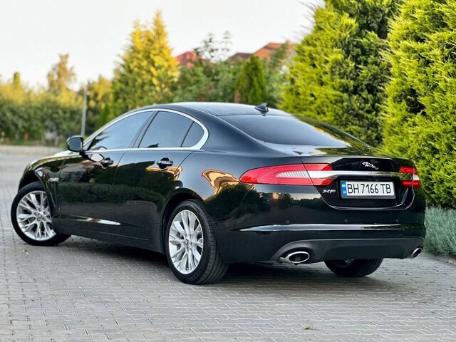 Срочная продажа авто Jaguar XF фото 2