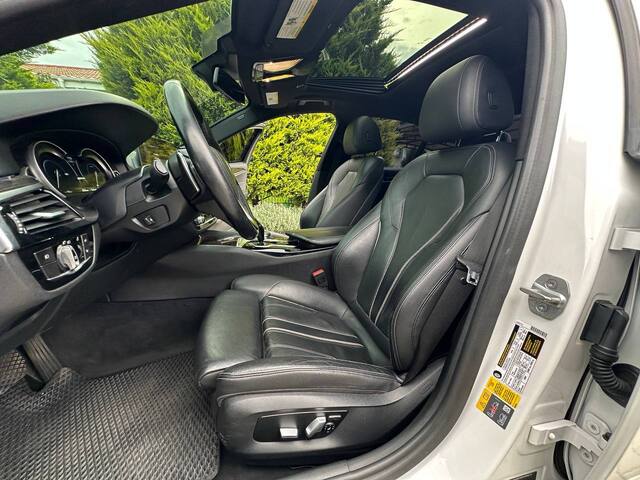 Срочная продажа авто BMW 5 Series (G30) фото 3