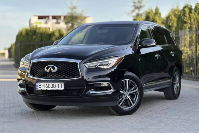 Срочная продажа авто Infiniti Qx60 фото 2