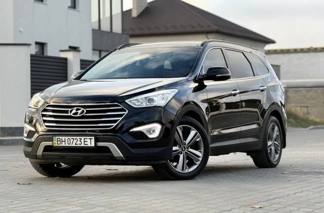 Срочная продажа авто Hyundai Santa Fe фото 7