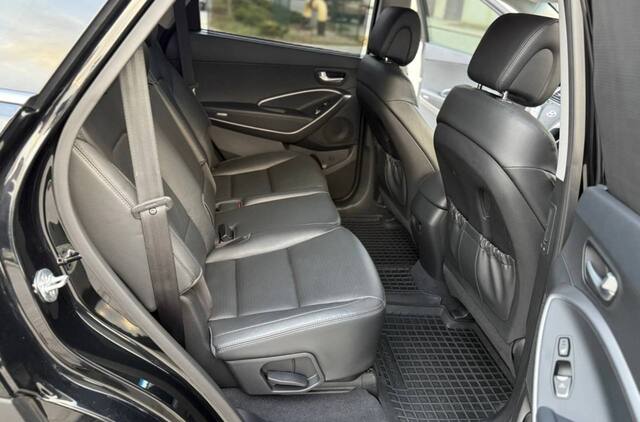 Срочная продажа авто Hyundai Santa Fe фото 2
