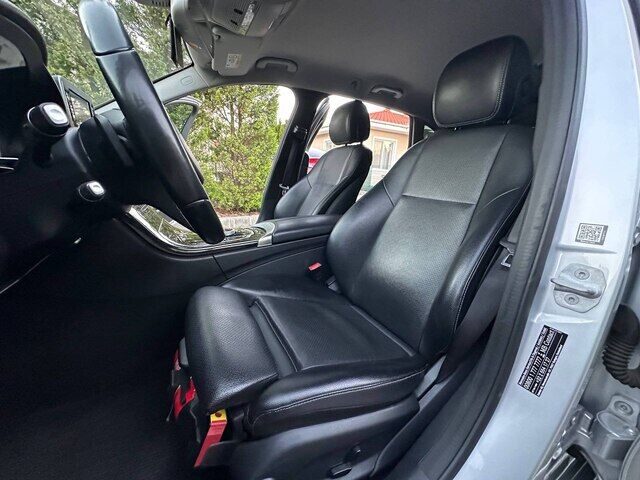 Срочная продажа авто Mercedes-Benz C-class фото 5