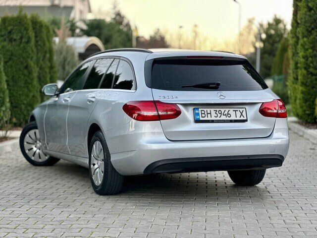 Срочная продажа авто Mercedes-Benz C-class фото 4