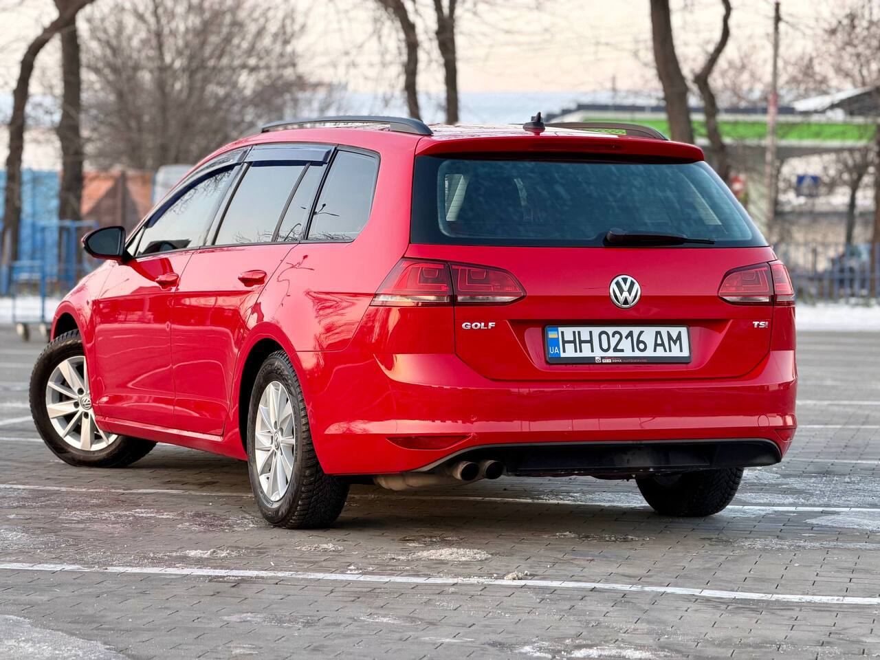 Срочная продажа авто Volkswagen Golf фото 4