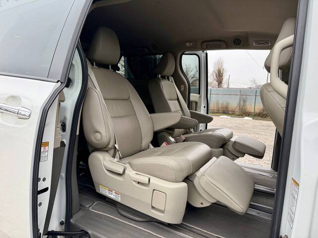 Срочная продажа авто Toyota Sienna фото 6
