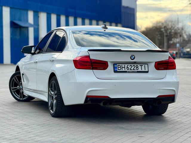 Срочная продажа авто BMW 3 Series  фото 6