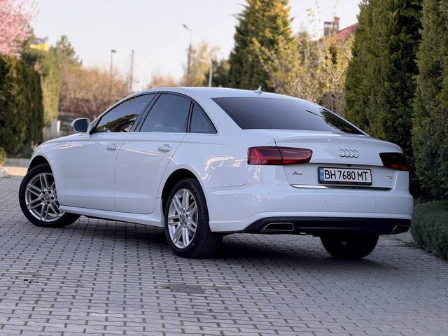 Срочная продажа авто Audi A6 фото 6