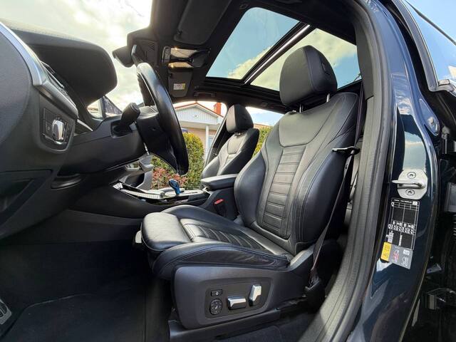 Срочная продажа авто BMW IX3 фото 3