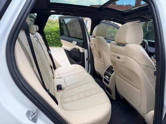 Срочная продажа авто BMW X5 фото 2