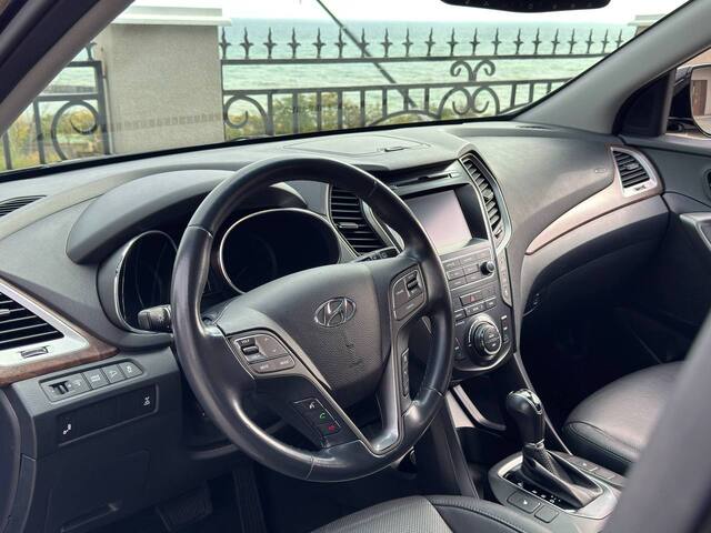 Срочная продажа авто Hyundai Santa Fe фото 7
