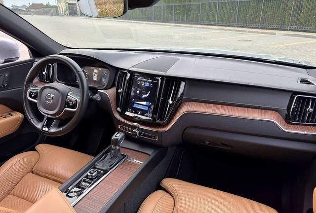 Срочная продажа авто Volvo XC60 фото 7