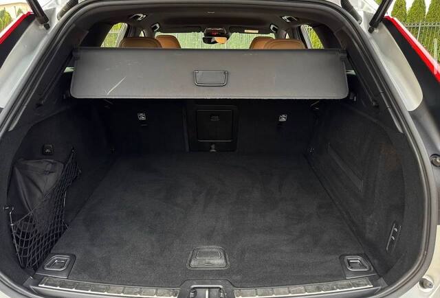 Срочная продажа авто Volvo XC60 фото 2