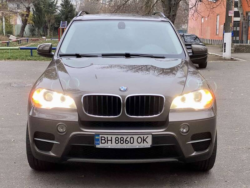 Срочная продажа авто BMW X5 фото 9