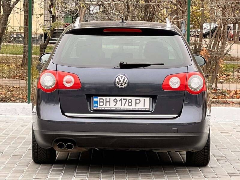 Срочная продажа авто Volkswagen Passat B6 фото 16