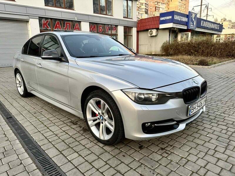 Срочная продажа авто BMW 3 Series фото 8