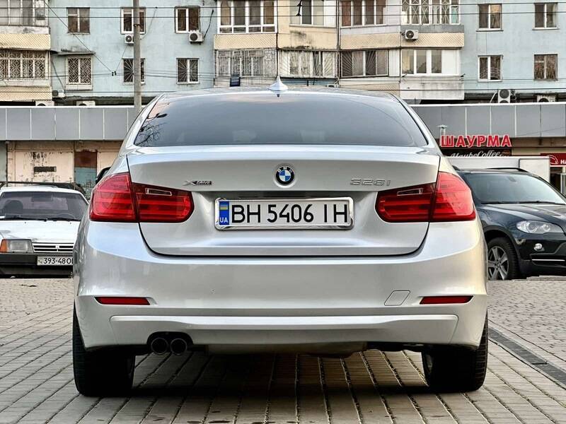 Срочная продажа авто BMW 3 Series фото 7