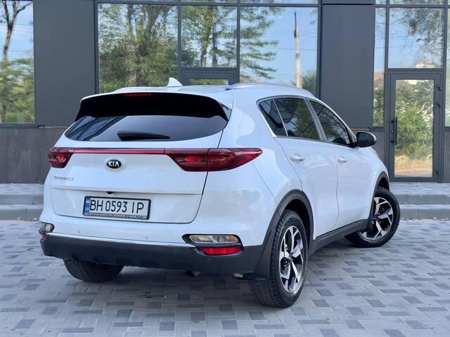 Срочная продажа авто Kia SPORTAGE фото 4