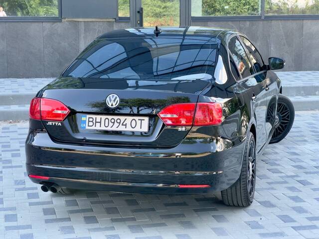 Срочная продажа авто Volkswagen Jetta фото 5