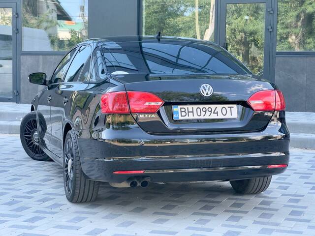 Срочная продажа авто Volkswagen Jetta фото 2