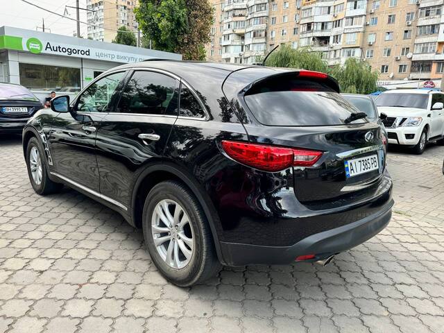 Срочная продажа авто Infiniti Qx 70 фото 8