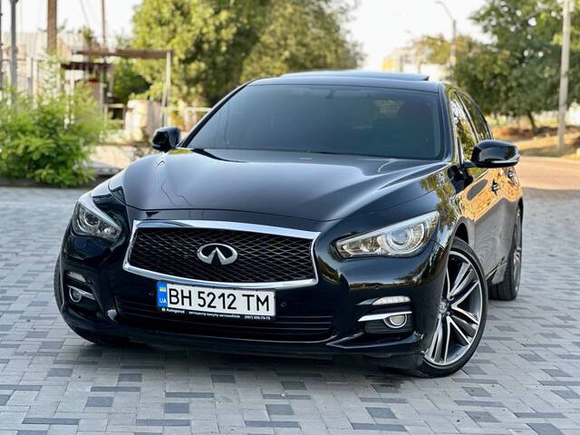 Срочная продажа авто Infinity Q50 фото 1