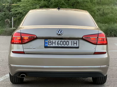 Срочная продажа авто Volkswagen Passat B8 фото 9