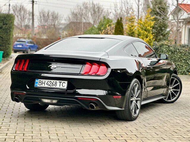 Срочная продажа авто Ford Mustang фото 4