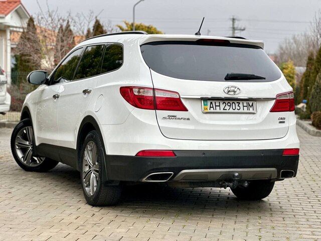 Срочная продажа авто Hyundai Santa Fe фото 7