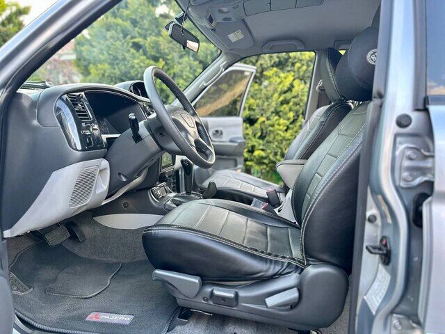 Срочная продажа авто Mitsubishi Pajero Sport фото 4