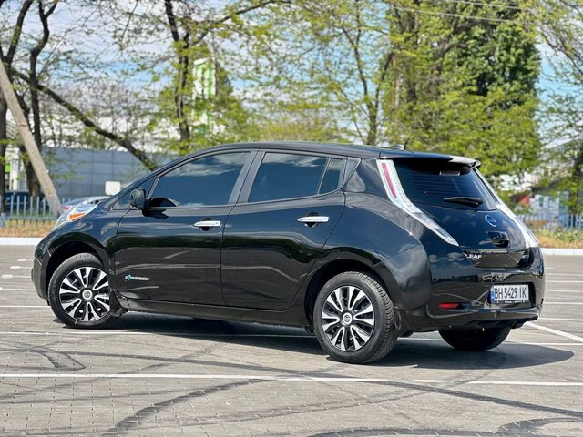 Срочная продажа авто Nissan Leaf фото 4
