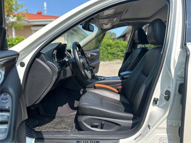 Срочная продажа авто Infiniti Q50 фото 3