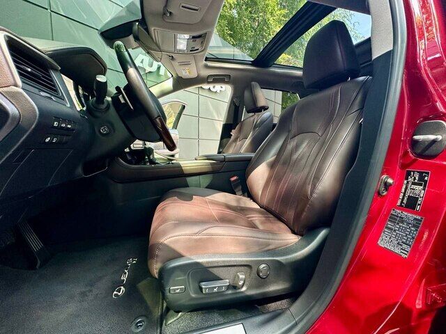 Срочная продажа авто Lexus RX 450h фото 4