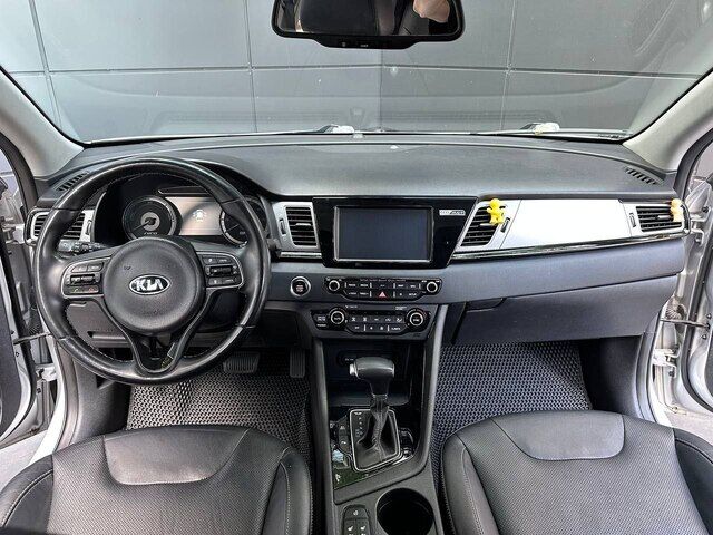 Срочная продажа авто Kia Niro фото 3
